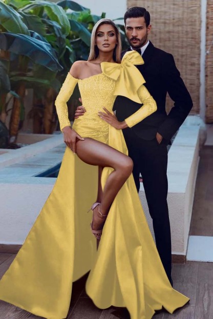 Sexy Red Prom Dress with Long Sleeves|Satin Sequins Side Slit Party Dress with Detachable Train