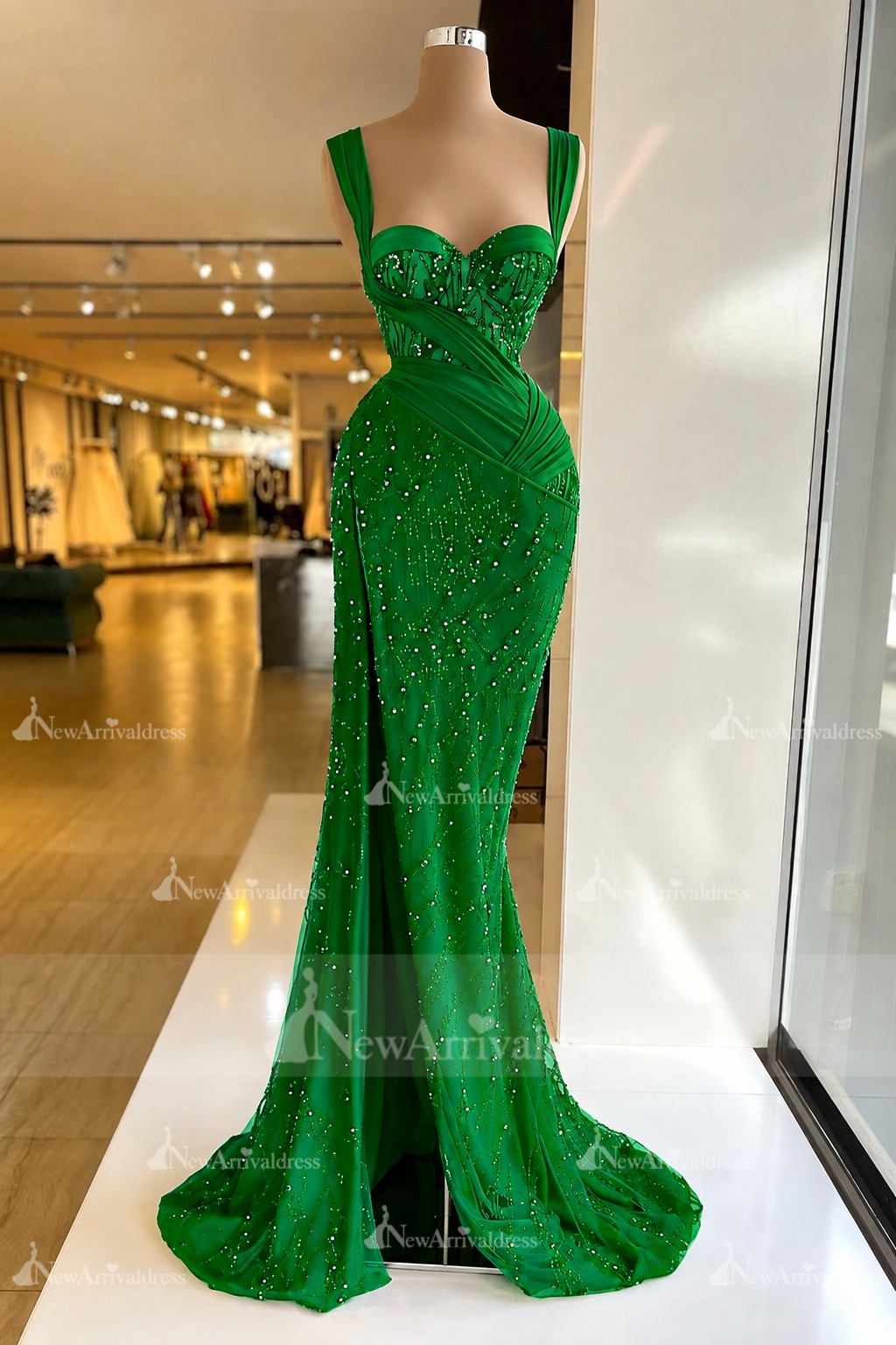 Charming Red Sweetheart Mermaid Prom Dress Beadings Strap Party Dress