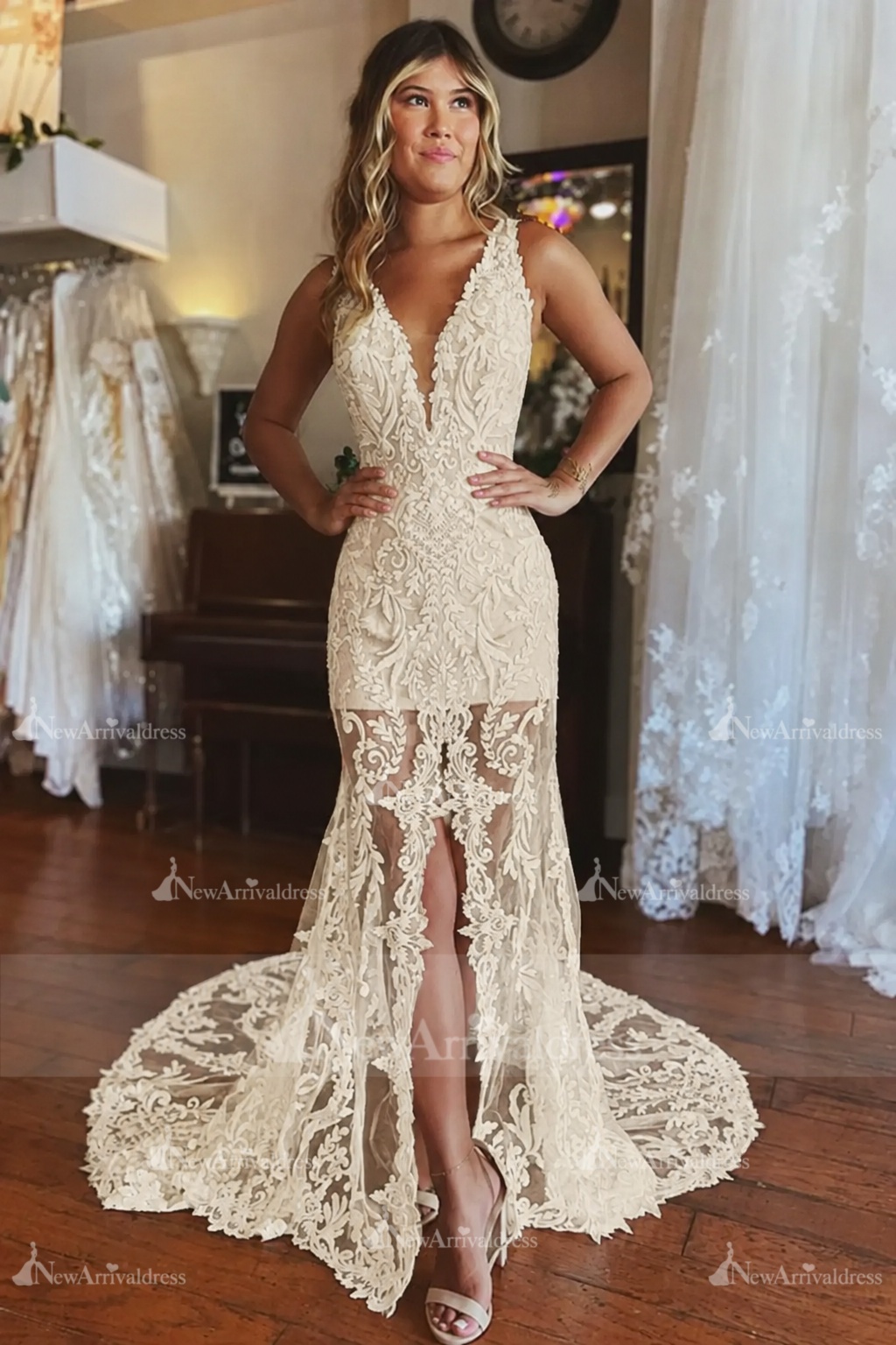 Simple Deep V-Meck Floral Lace Mermaid Wedding Dress