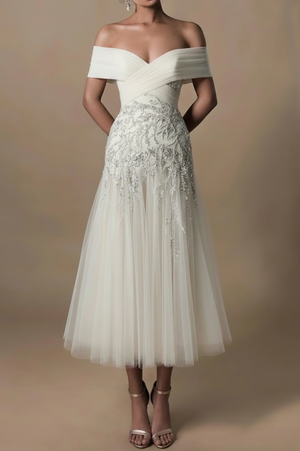 Gorgeous A-line Off-the-shoulder Beading Short Wedding Dresses With Lace