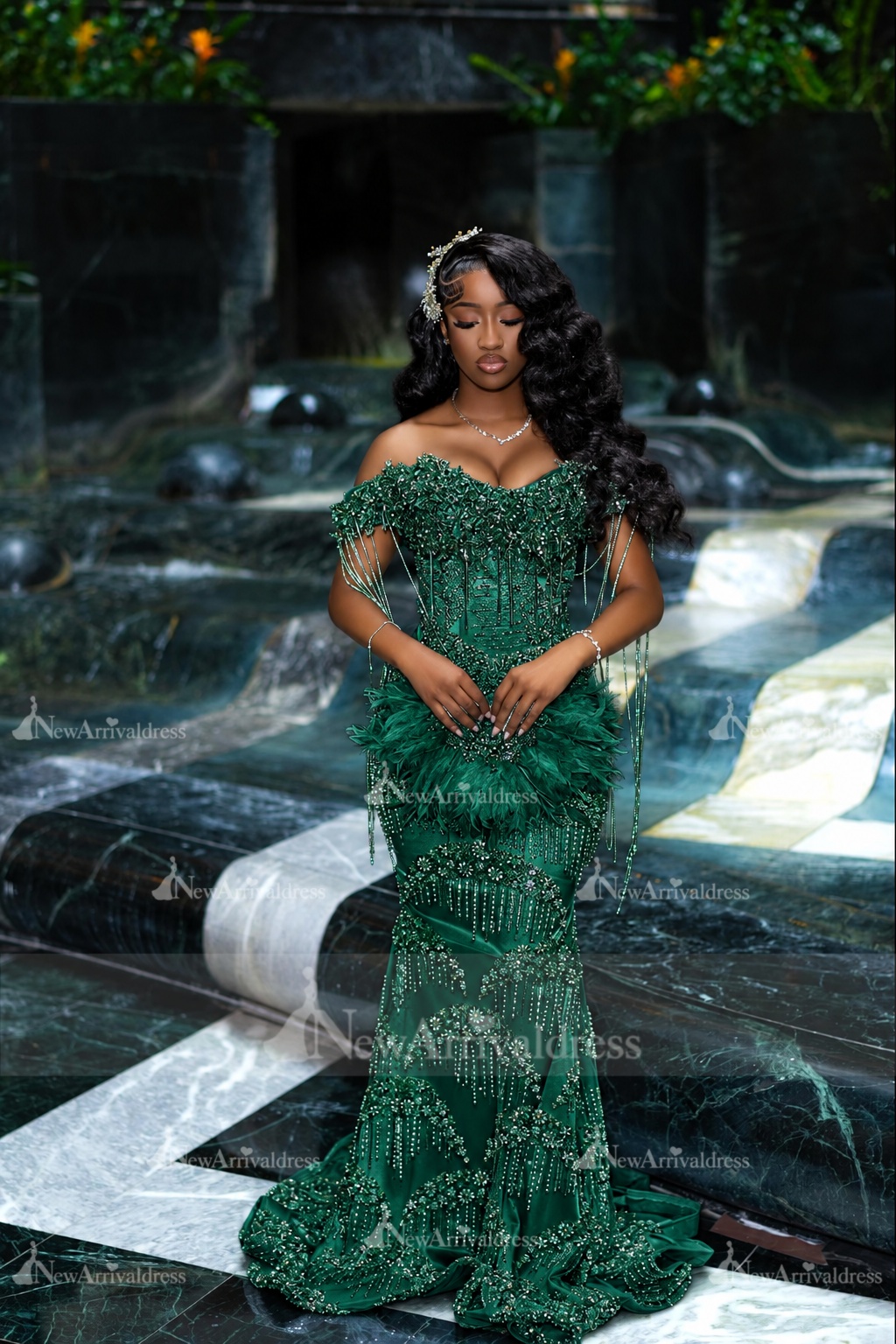 Luxury Off-the-Shoulder Prom Dress Beadings Evening Gown Mermaid with Fur