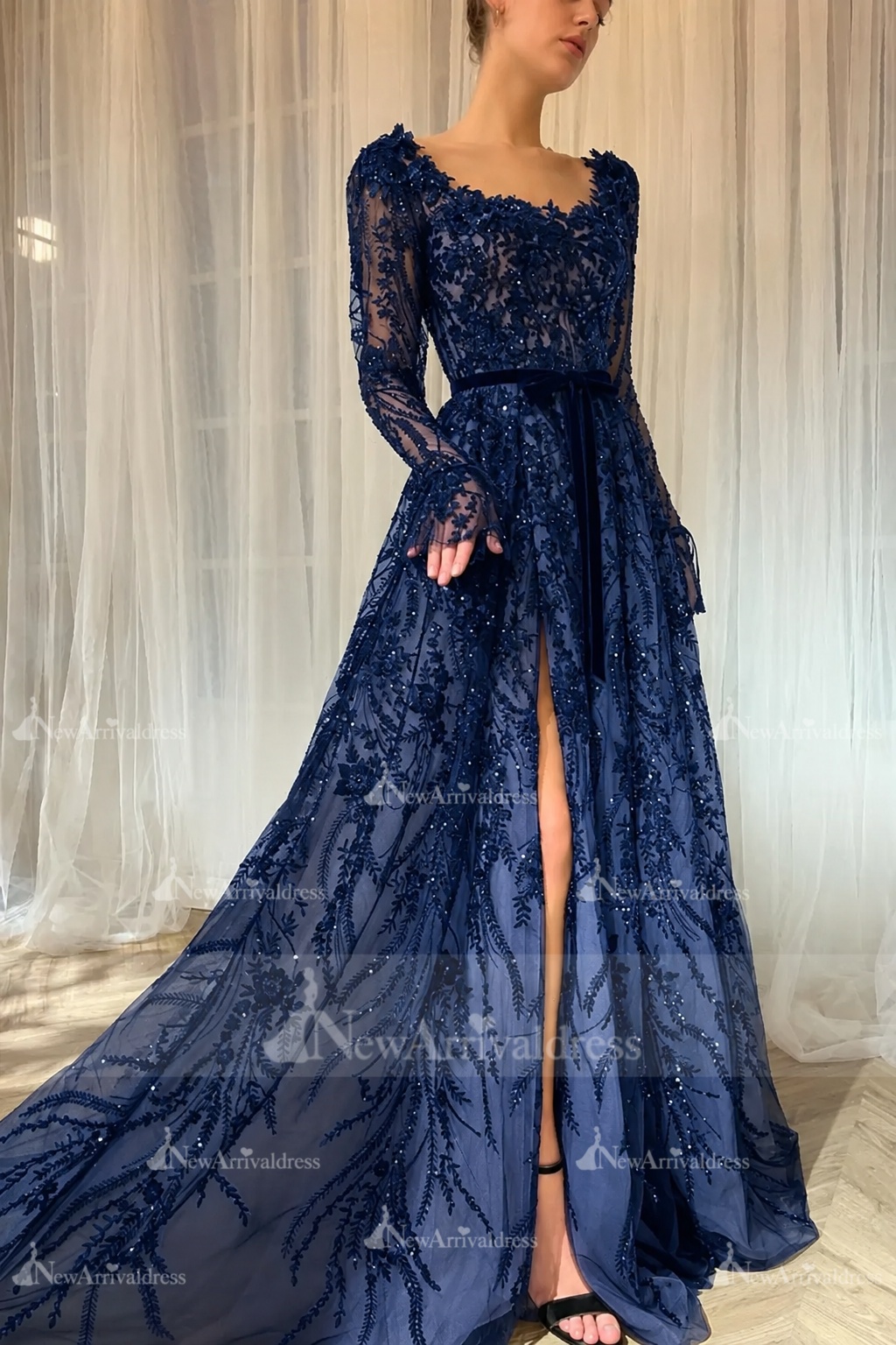 Elegant Black Sequins Aline Evening Dress with Sleeves