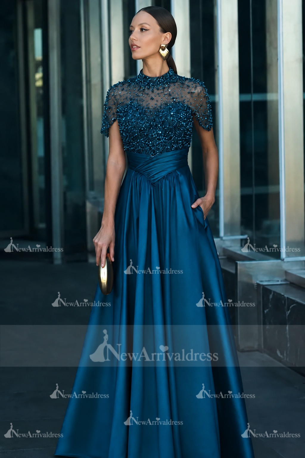 Dark Green Short Sleeves  Satin A-line Evening Dress with Beadings