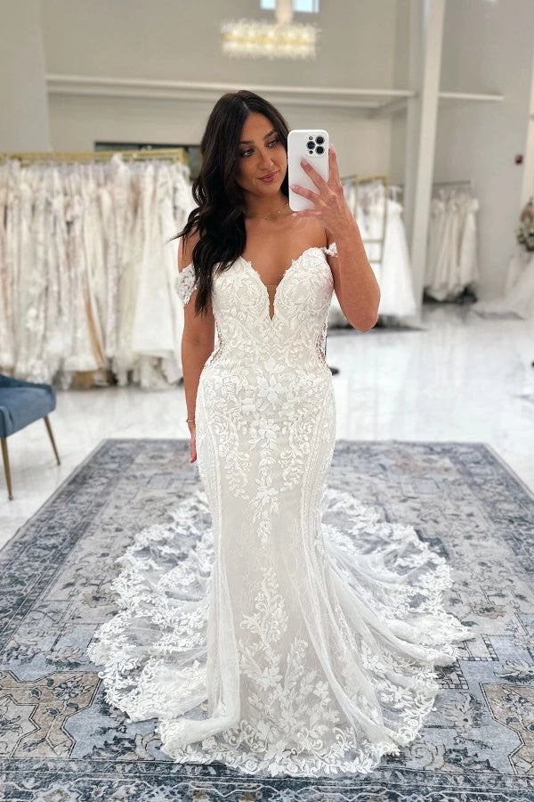 Off-the-Shoulder Lace Mermaid Wedding Dress Tulle with Appliques