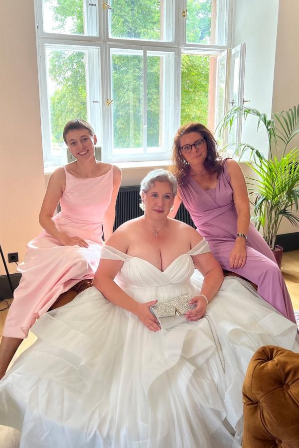 Off-the-Shoulder Tulle Plus Size A-Line Wedding Dresses