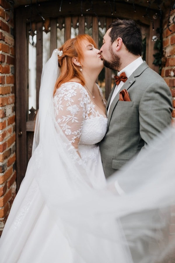 V-neck A-Line Long Sleeves Plus Size Wedding Dresses