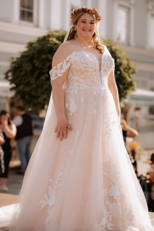 Off-the-Shoulder A-Line Tulle Plus Size Wedding Dresses