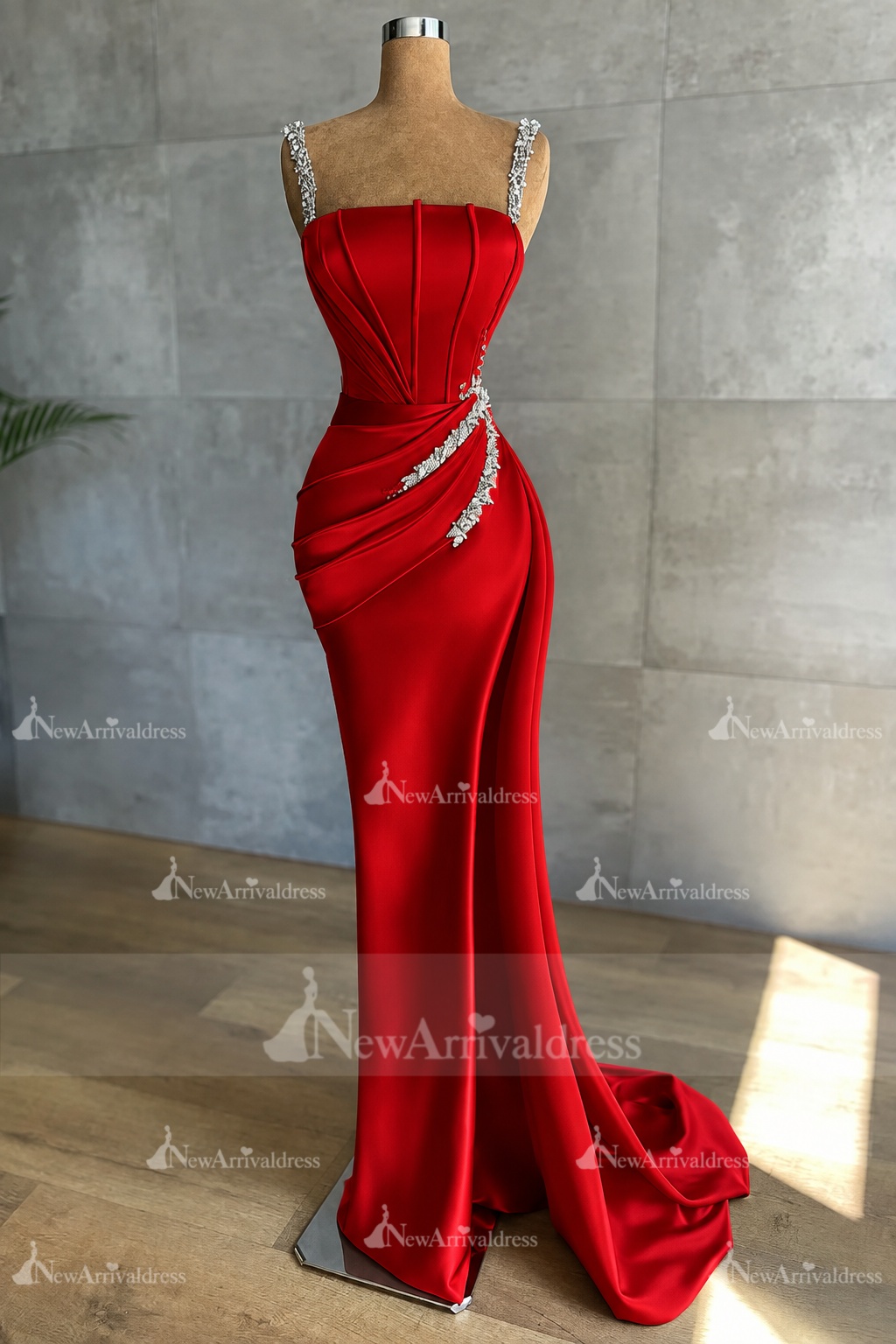 Stunning Sleeveless Mermaid Evening Dress Sparkly Crystal Slim Prom Dress