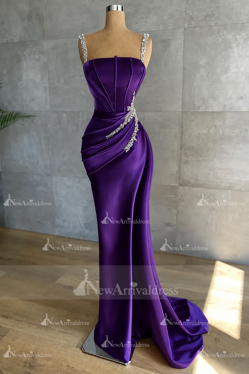 Stunning Sleeveless Mermaid Evening Dress Sparkly Crystal Slim Prom Dress