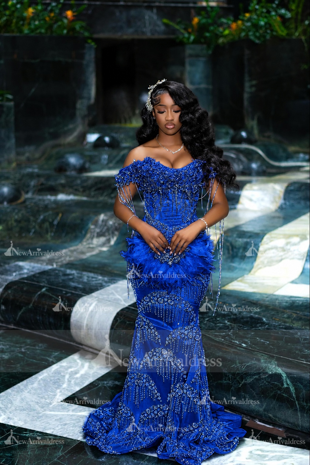 Luxury Off-the-Shoulder Prom Dress Beadings Evening Gown Mermaid with Fur