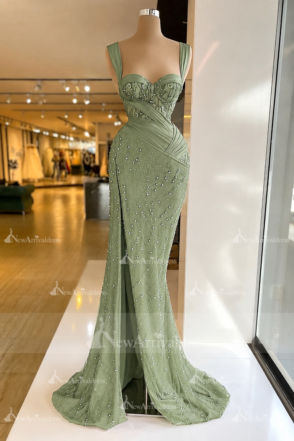 Charming Red Sweetheart Mermaid Prom Dress Beadings Strap Party Dress