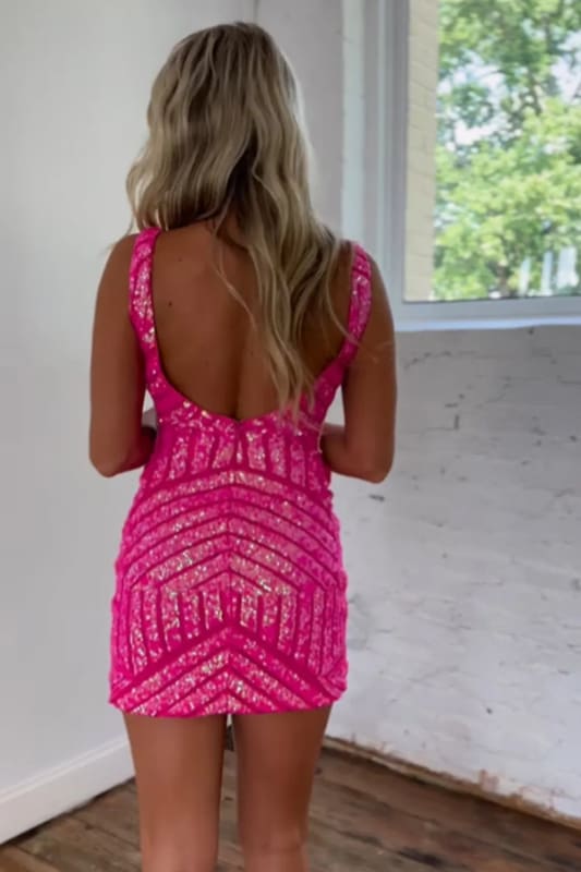 Sparkly White Sequins V-Neck Tight Homecoming Dress