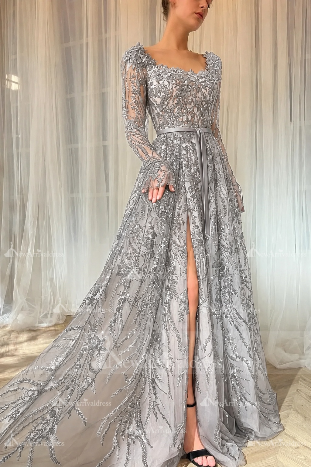 Elegant Black Sequins Aline Evening Dress with Sleeves