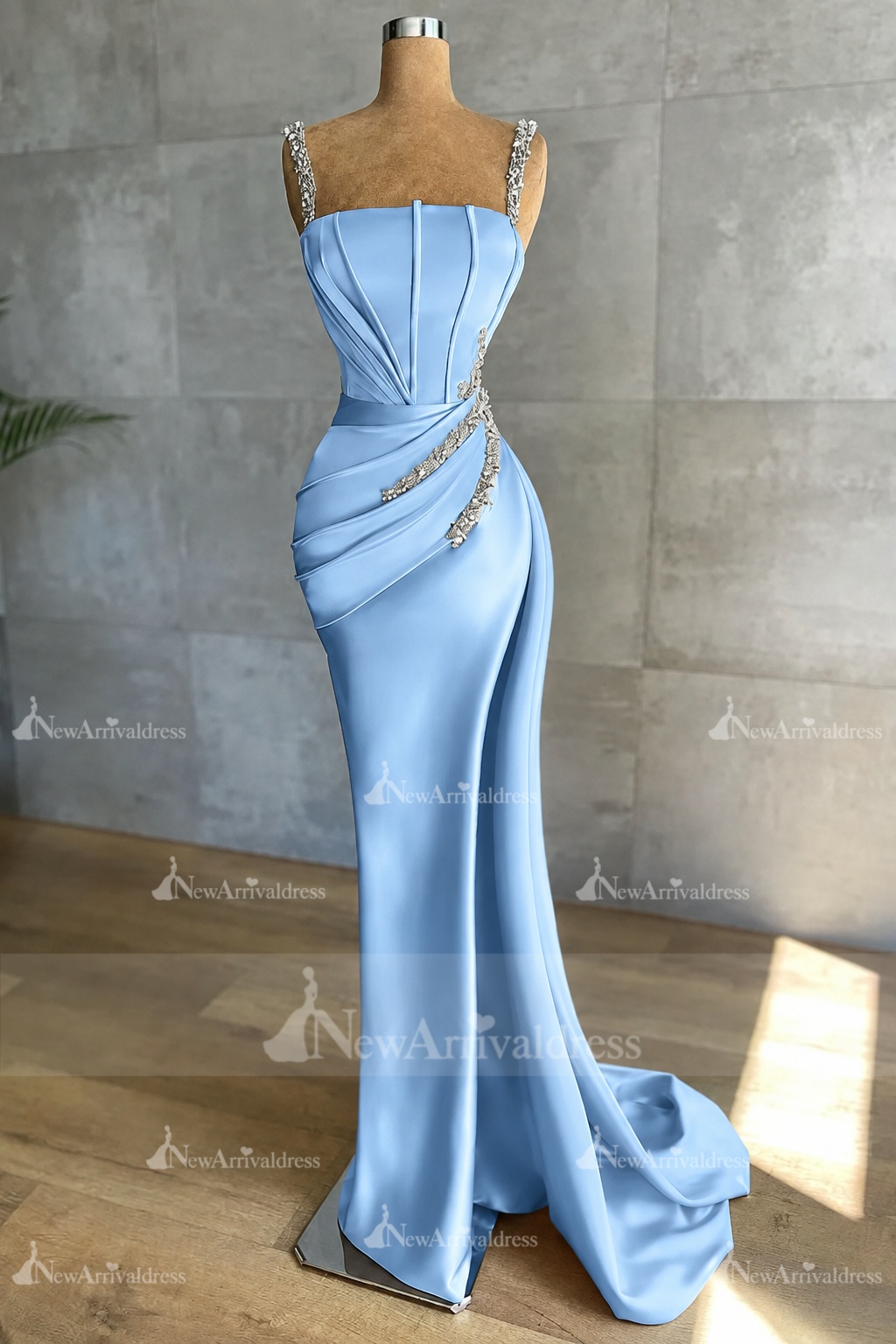 Stunning Sleeveless Mermaid Evening Dress Sparkly Crystal Slim Prom Dress