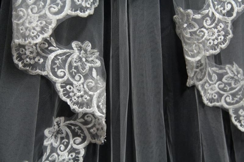 Two Tiered Veil for Bridal Wedding Veils With Lace