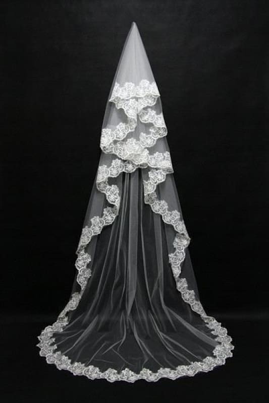 Two Tiered Veil for Bridal Wedding Veils With Lace
