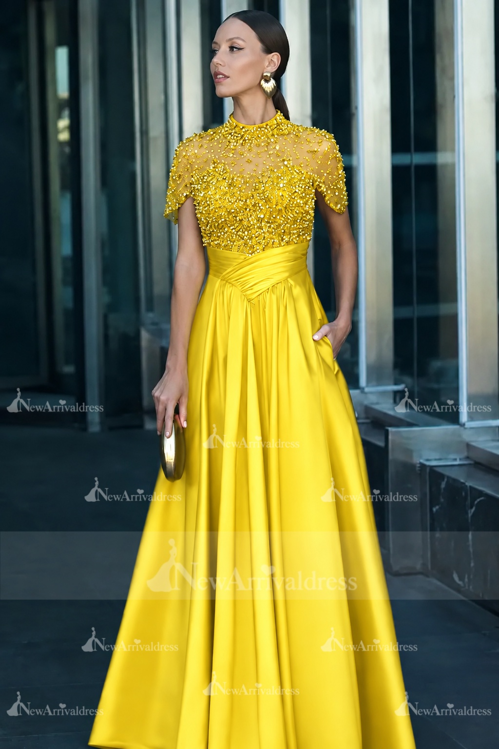 Dark Green Short Sleeves  Satin A-line Evening Dress with Beadings