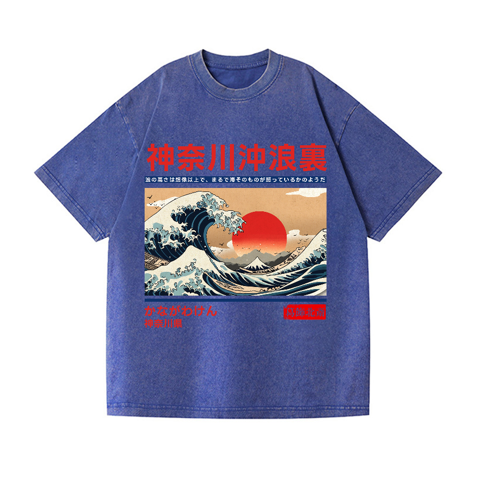Kanagawa Katsushika Hokusai Ukiyoe Great Wave Vintage Wash Japanese Design T-Shirt