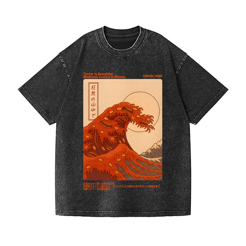 Katsushika Hokusai Wave Horror Vintage Wash Japanese Design T-Shirt