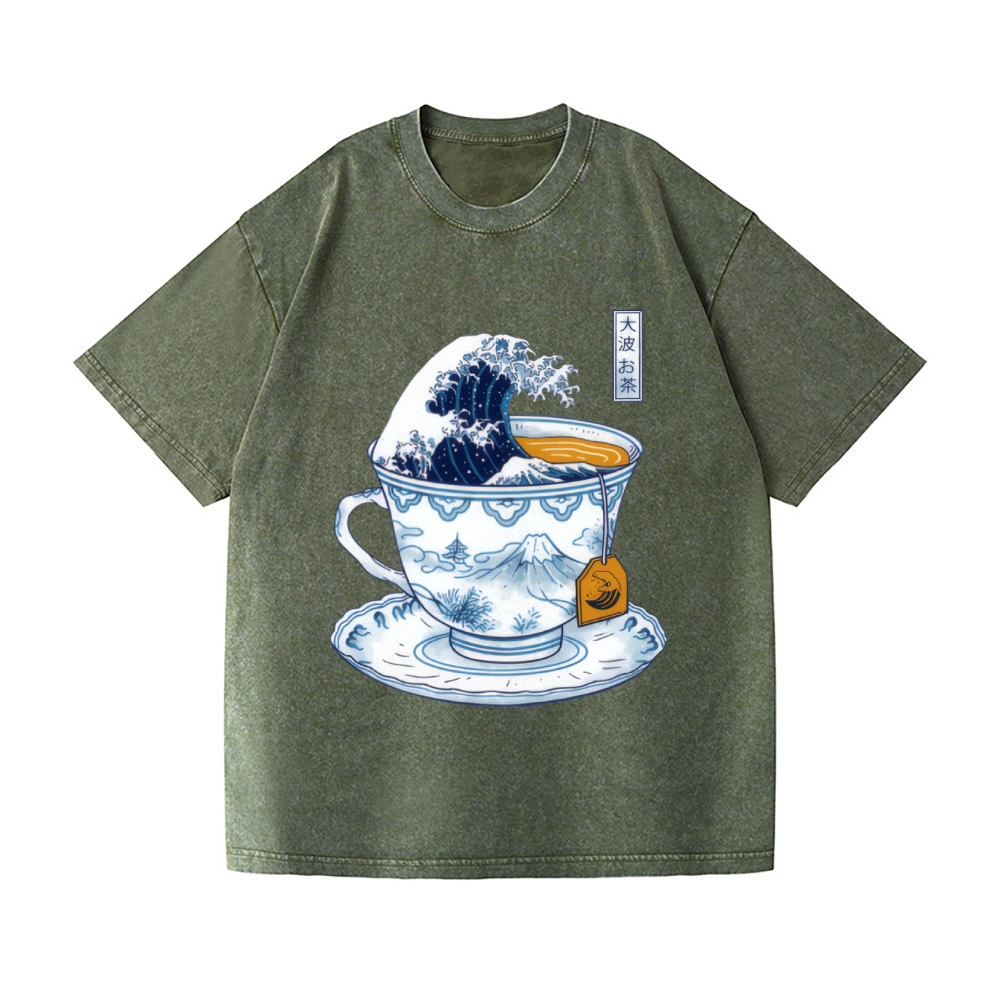 Katsushika Hokusai Great Tea Wave Vintage Wash Japanese Design T-Shirt
