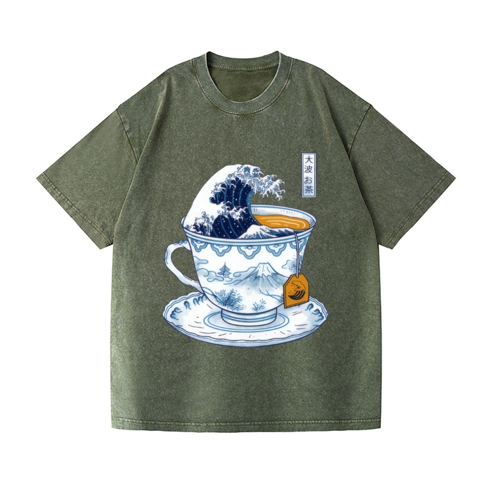Katsushika Hokusai Great Tea Wave Vintage Wash Japanese Design T-Shirt