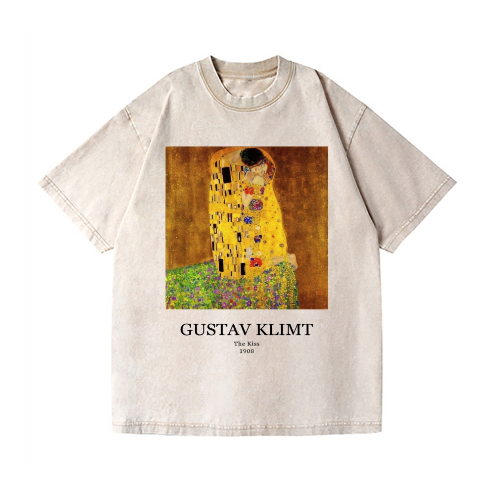 Gustav Klimt The Kiss Vintage Wash Japanese Design T-Shirt