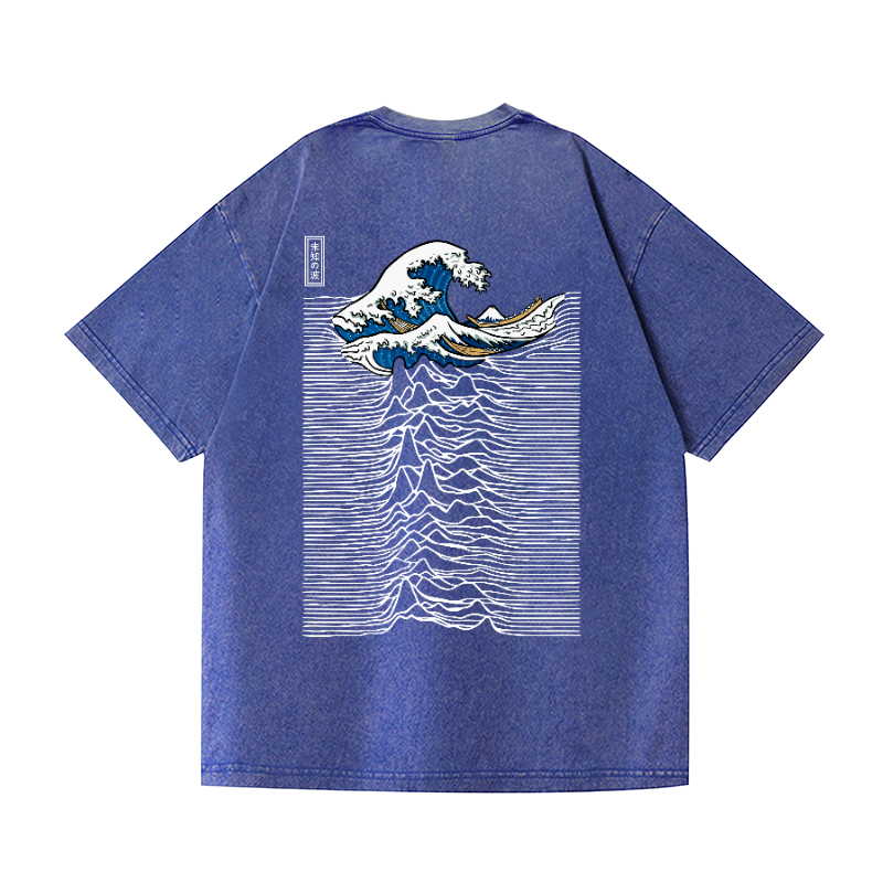 The Great Wave Katsushika Hokusai Ukiyoe Vintage Wash Japanese Design Back Art T-Shirt