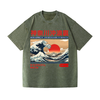 Kanagawa Katsushika Hokusai Ukiyoe Great Wave Vintage Wash Japanese Design T-Shirt