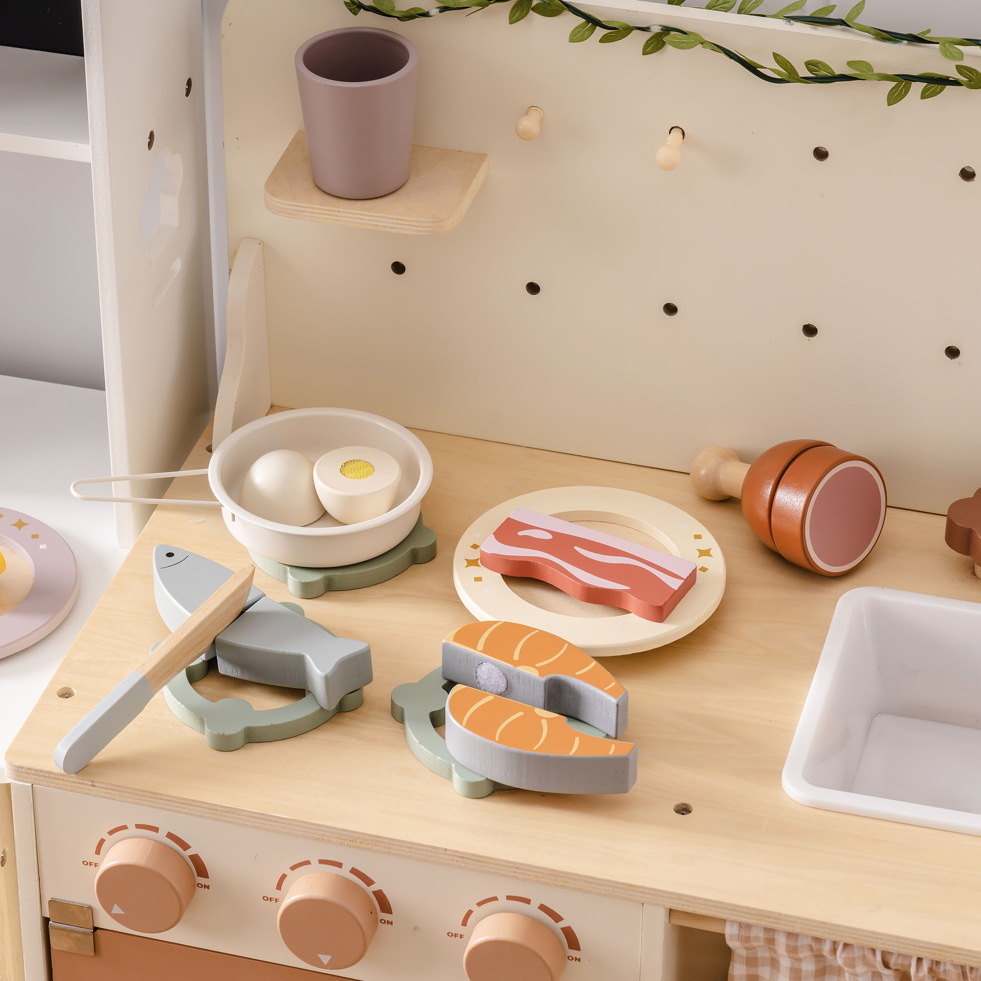 ROBUD Wooden Childs Play Food Set -  Meat