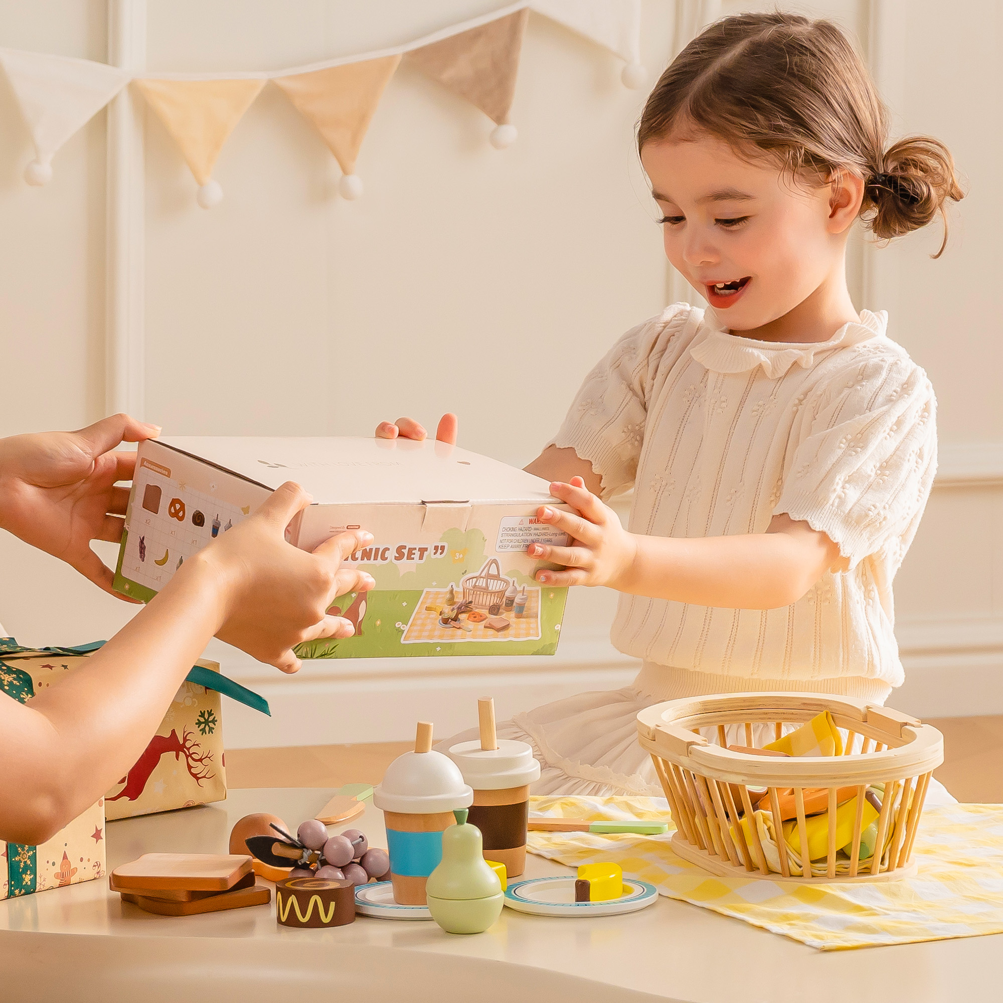 ROBUD Kinder-Picknick-Spiel-Lebensmittelset aus Holz
