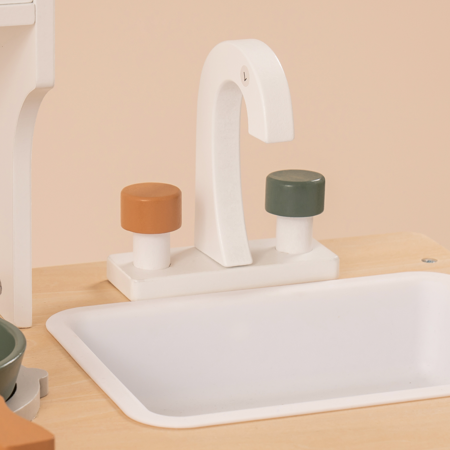 ROBUD Vintage Green Wooden Play Kitchen WCF04