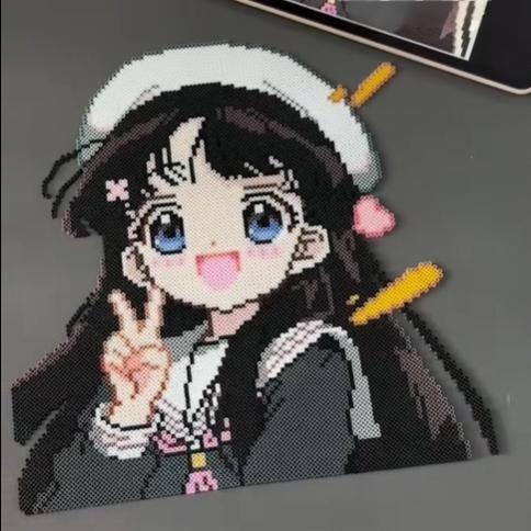 Gepersonaliseerde Fotostrijkkralen In Anime-stijl: Een Creatief Doe-het-zelf-cadeau