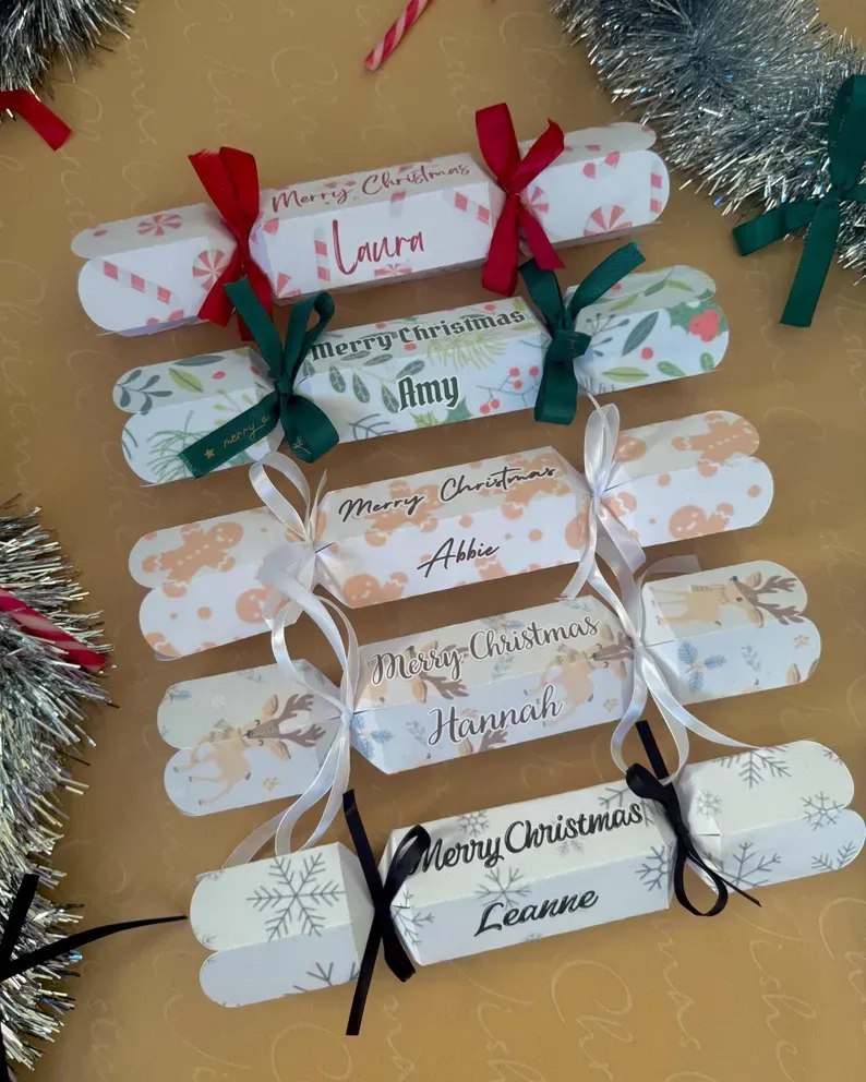 Personalised Christmas Cracker with Custom Text – 5 Designs For Choose