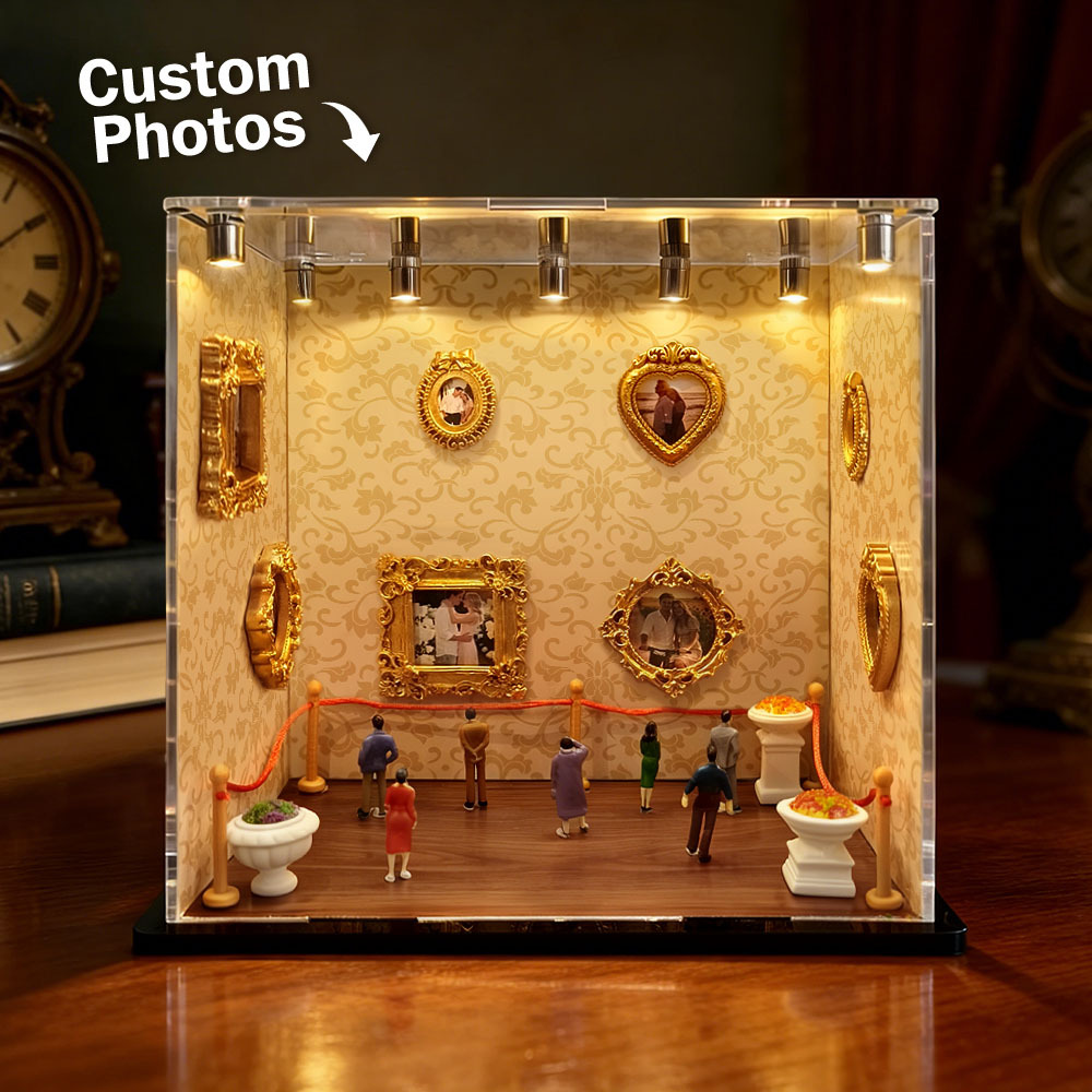 Museum of Us – Transparent Mini Museum DIY