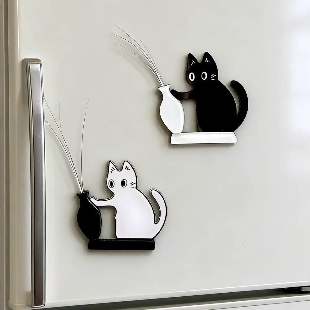 Handmade Cat Whisker Collector – Acrylic Magnetic Fridge Holder | Mini Keepsake, Pet Memorial Keepsake, Gift for Cat Lovers