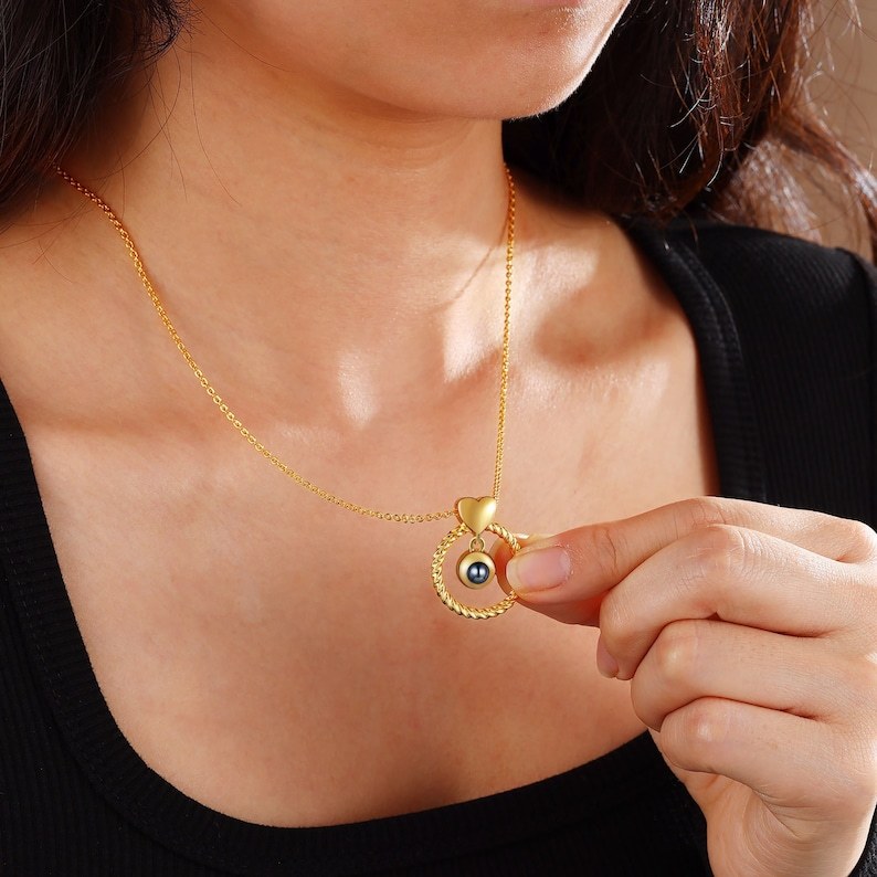 Custom Photo Projection Necklace Memorial Picture Jewelry Pet Family Photo Necklace Wedding Birthday Graduation Gift for Her - CustWitUK