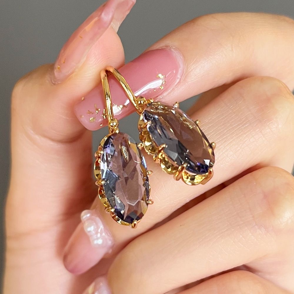 Anyák napi ajándékok első választása🎁Nagy kedvezmény az akciós termékekre 2024-ben✨18K arany drágakő fülbevaló💎