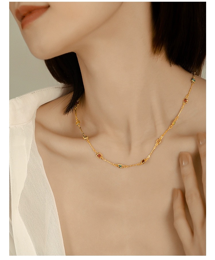 🎁 Nagy árcsökkentés a 2024-es népszerű termékekre💃18K arany Elizabeth nyaklánc és karkötő szett🌟