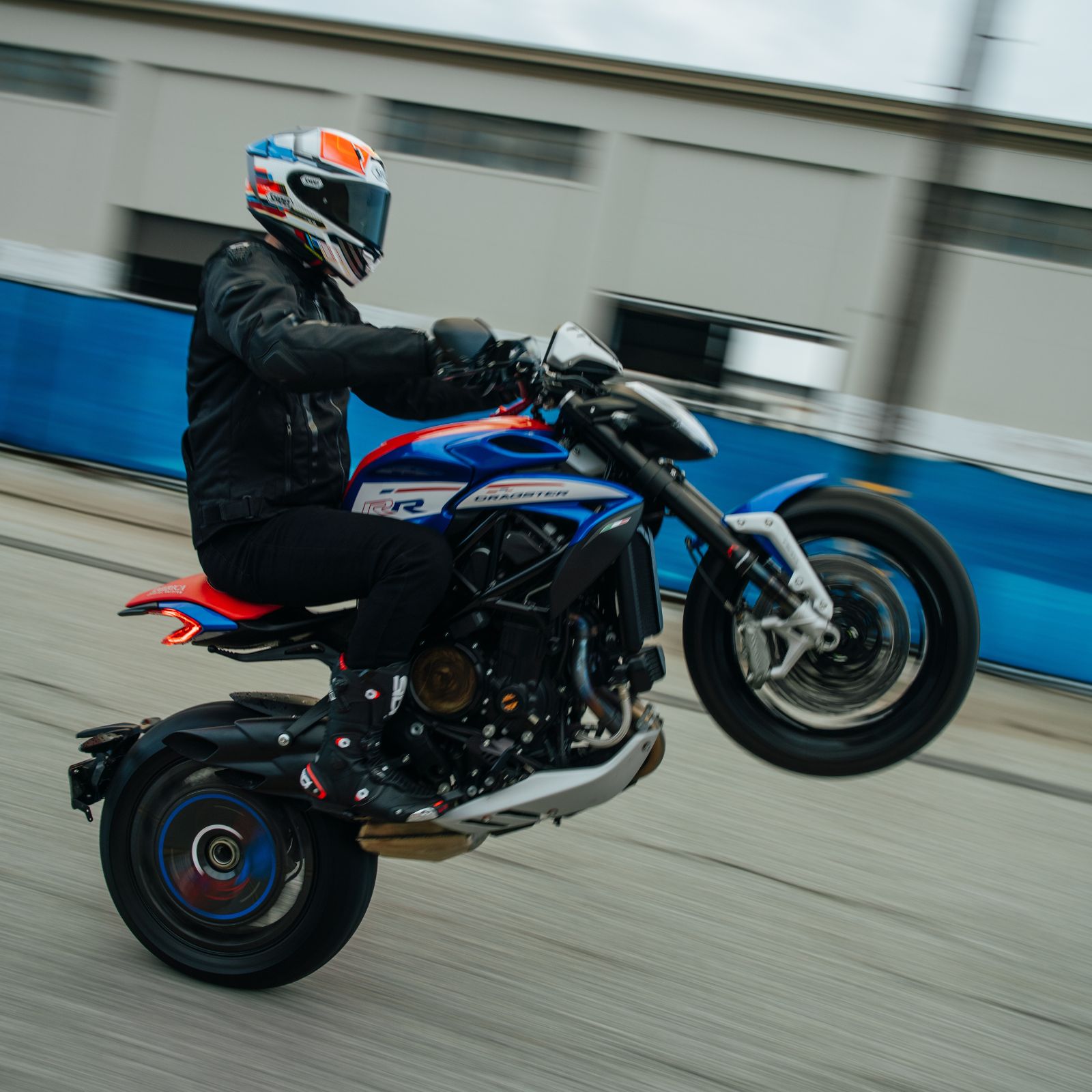 Motocyklová helma Shoei X-Fifteen Proxy s integrálním profilem