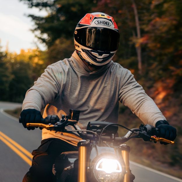 Motocyklová helma Shoei X-Fifteen Proxy s integrálním profilem