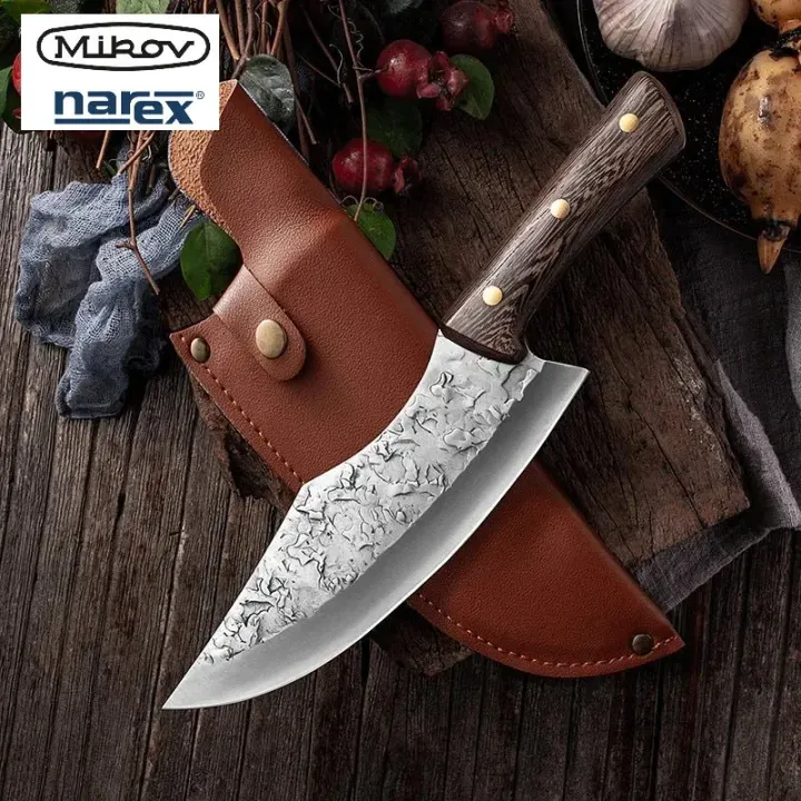 Vyrobeno švýcarskou společností Mikov a dodáváno s luxusním koženým ochranným pouzdrem.