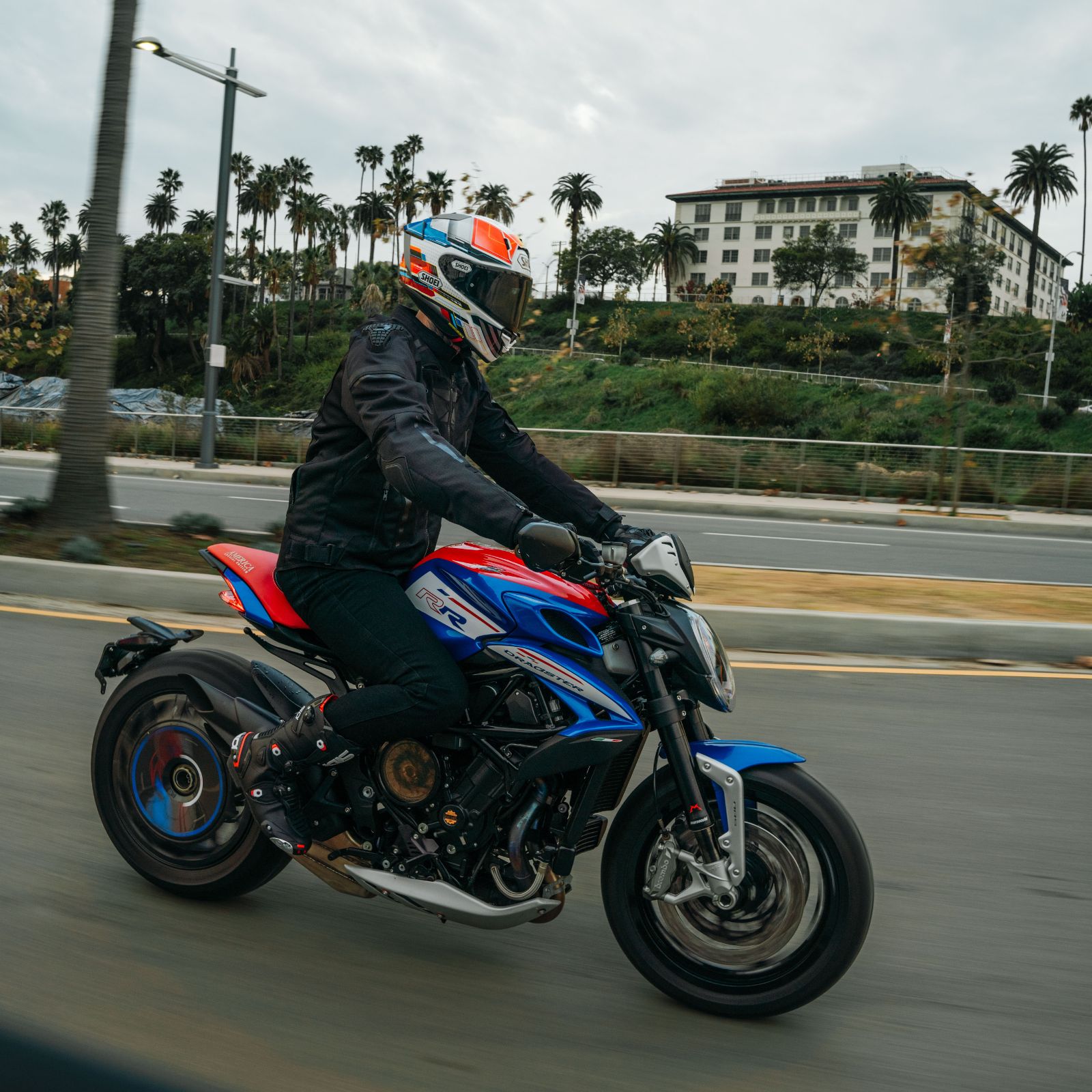 Motocyklová helma Shoei X-Fifteen Proxy s integrálním profilem