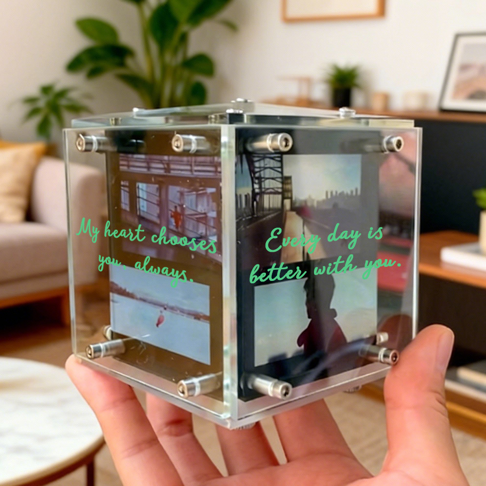 Lámpara Nocturna Personalizada en Cubo con Foto – Luz de Recuerdos Iluminada para Parejas, Familias y Momentos Especiales