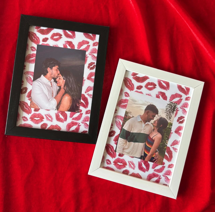Marco de Fotos Beso Personalizado – Regalo Romántico de San Valentín para Parejas