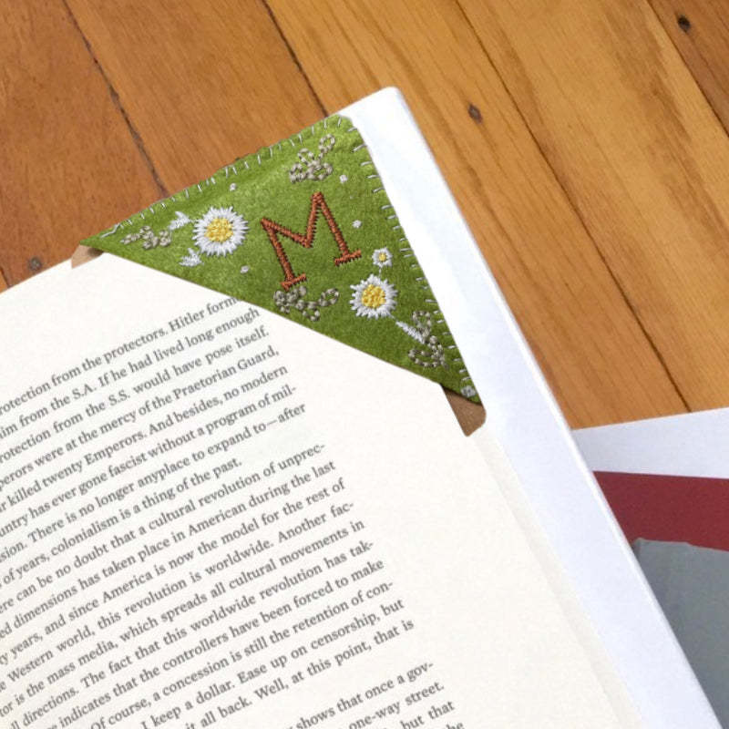 Personalized Bookmark with Initial Custom Embroidered Bookmark Gift for Book Lovers - CustWitUK