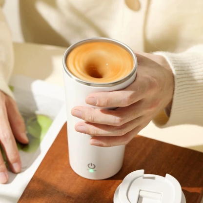 New Model Automatic Coffee Stirring Mug
