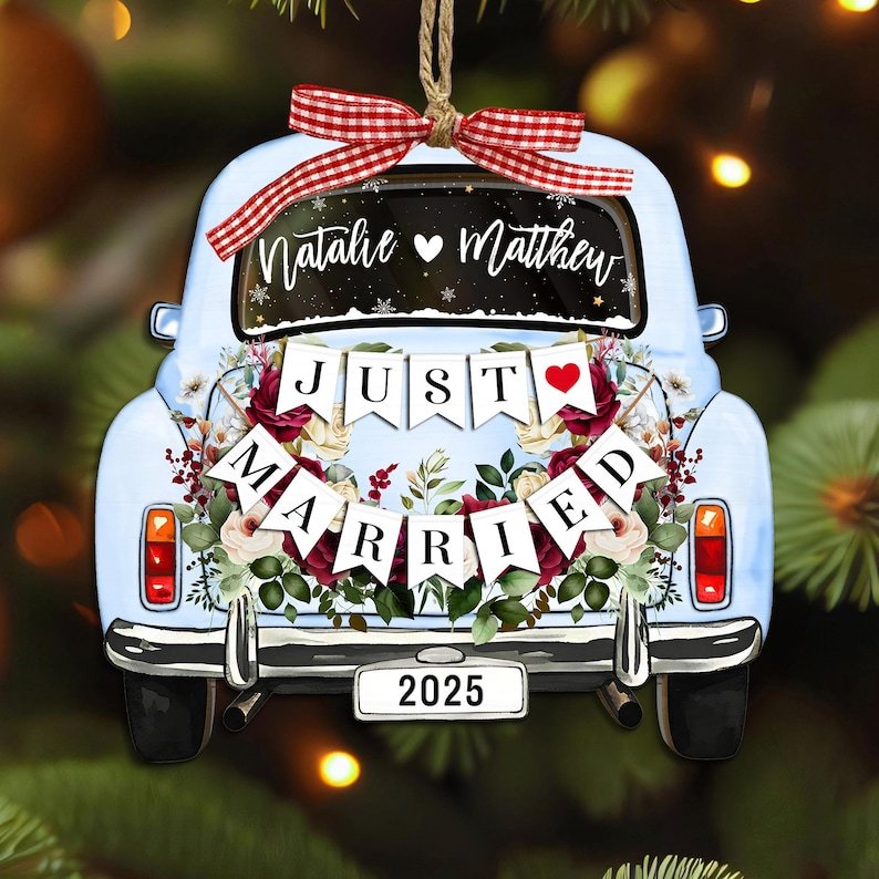 Personalized Just Married Car Ornament, Custom Wedding Keepsake with Names, Newlywed Christmas Gift