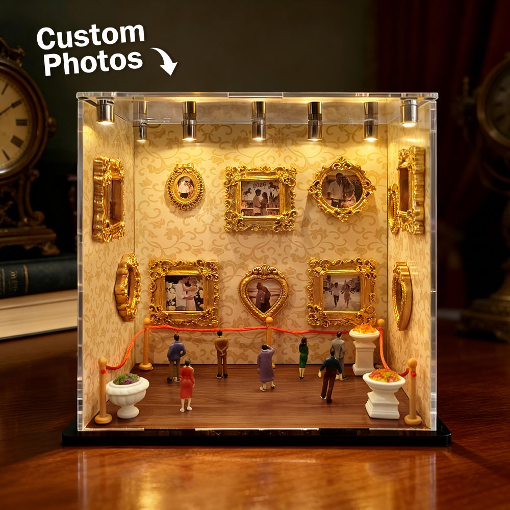 Museum of Us – Transparent Mini Museum DIY