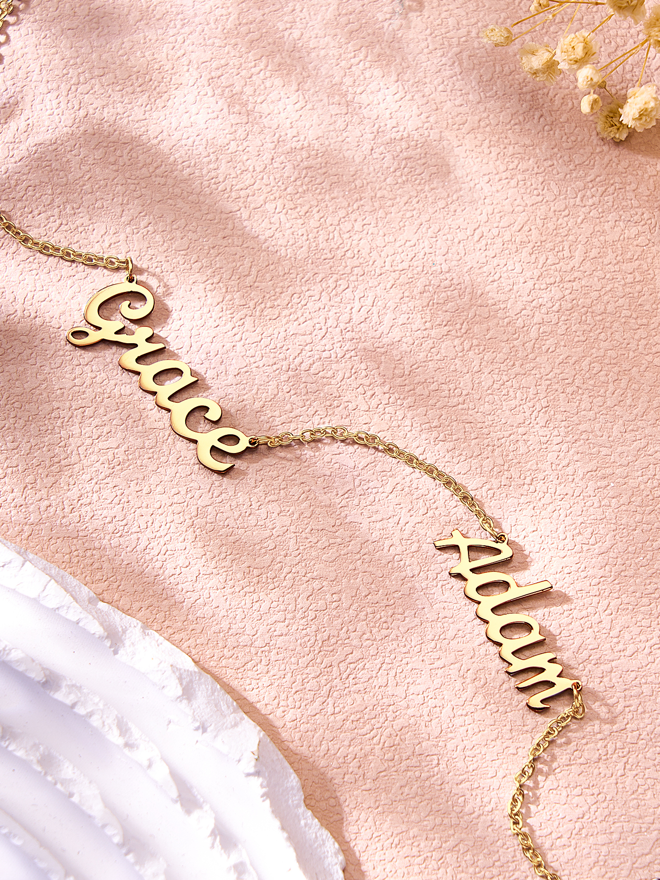Custom Multi-Name Necklace, Personalized Nameplate Necklace for Family, Friends & Couples