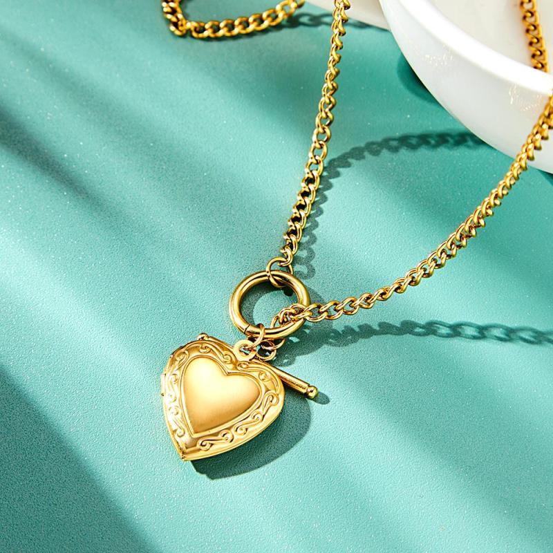 Gold Vintage Heart Locket Necklace Personalized Gift for Best Friend Sibling Christmas Gift
